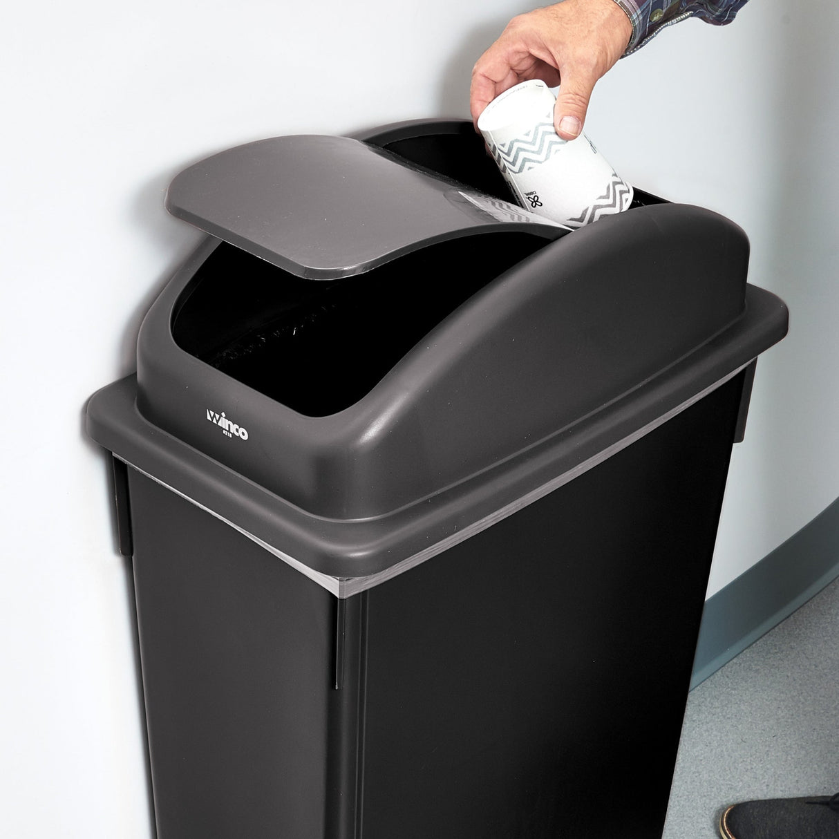 Swing Lid for 23 Gallon Slender Trash Cans