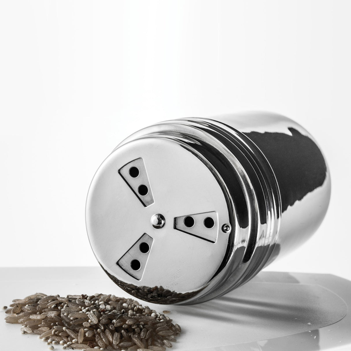 Adjustable Shaker Dredge, Stainless Steel, 8oz