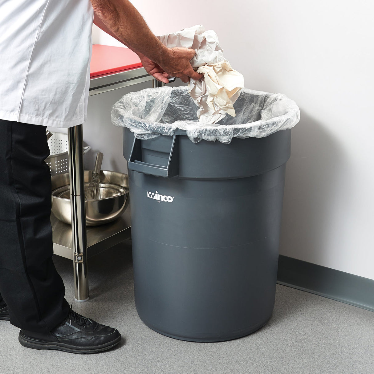 Heavy-Duty Round Trash Can