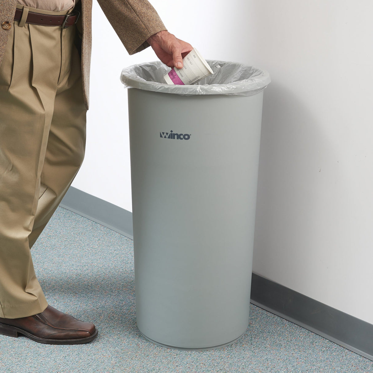 Round Trash Can, 22 Gallon, Gray