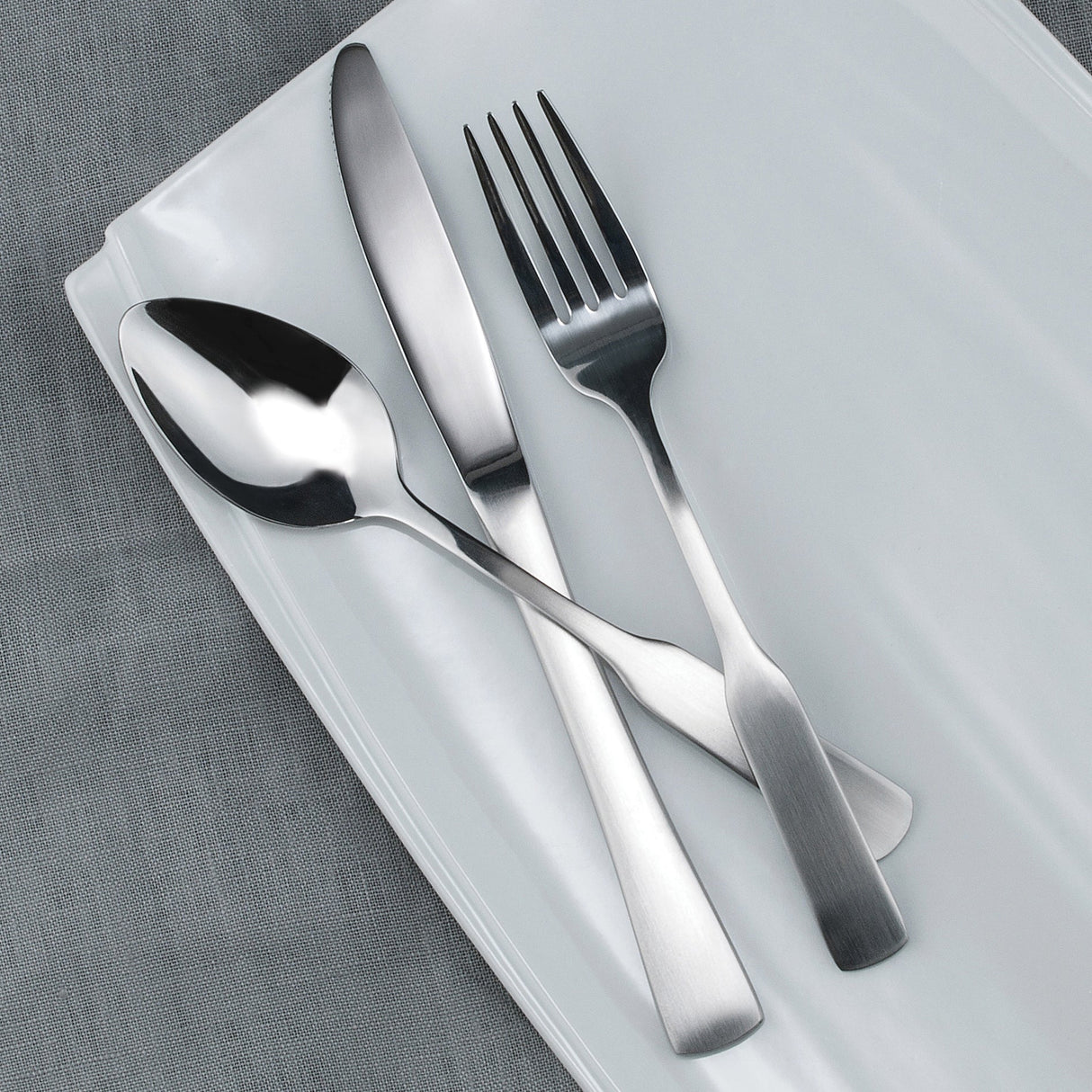 Winston Dinner Knife, 18/0 Heavyweight