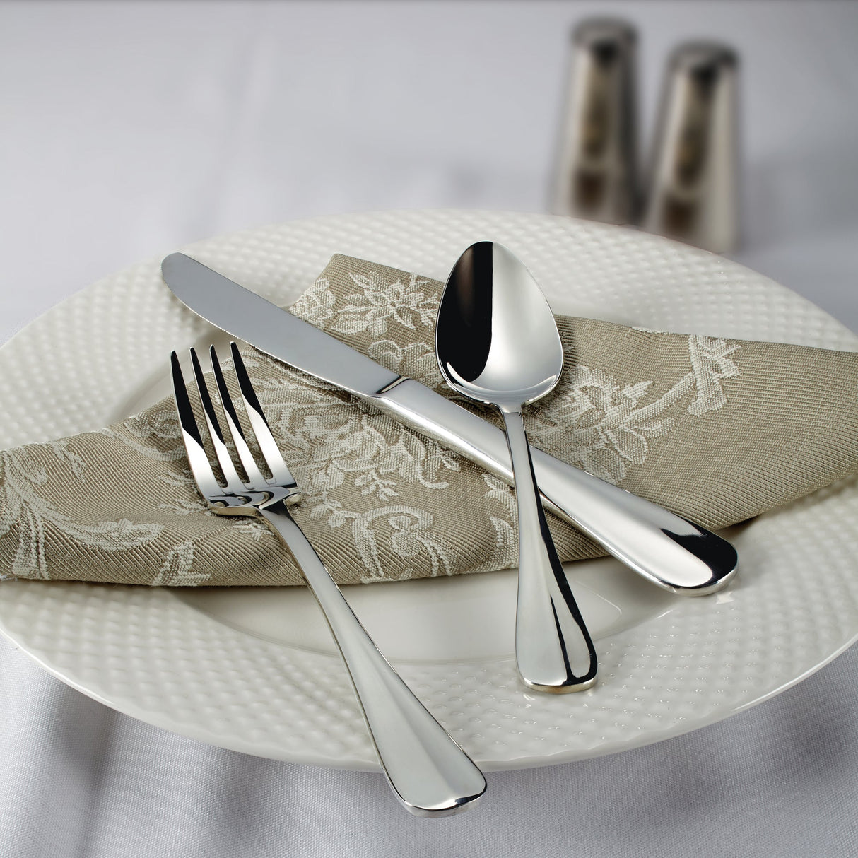 Stanford Dinner Spoon, 18/8 Extra Heavyweight