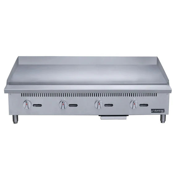 Dukers DCGT48 48 in. Thermostatic Griddle with 4 Burners