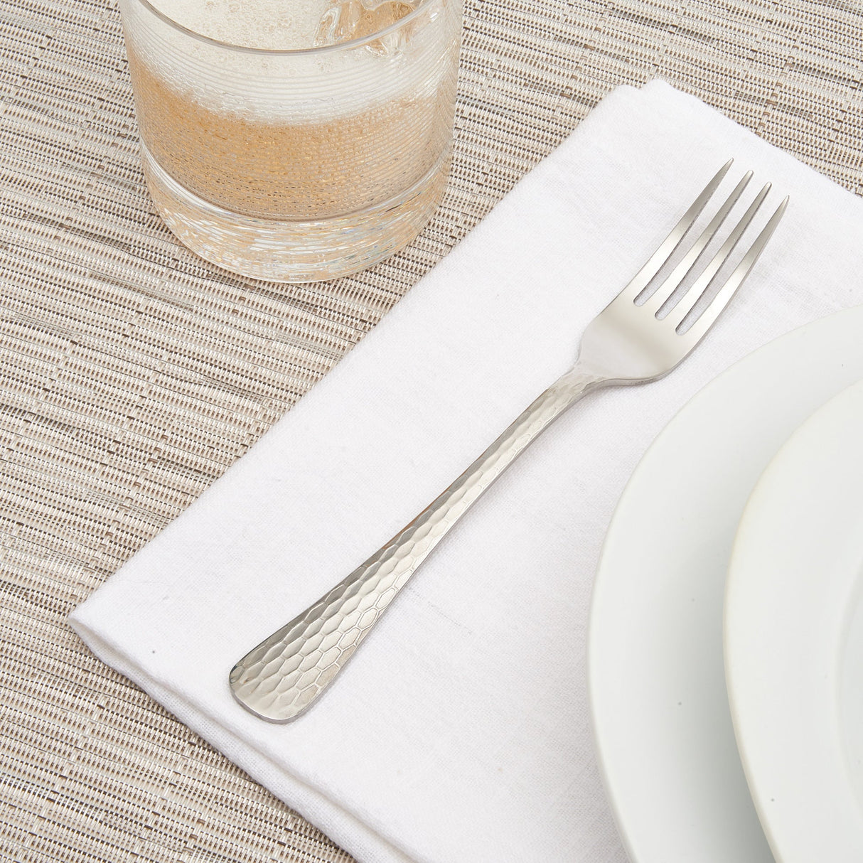 Caspian Dinner Fork, 18/0 Medium Weight